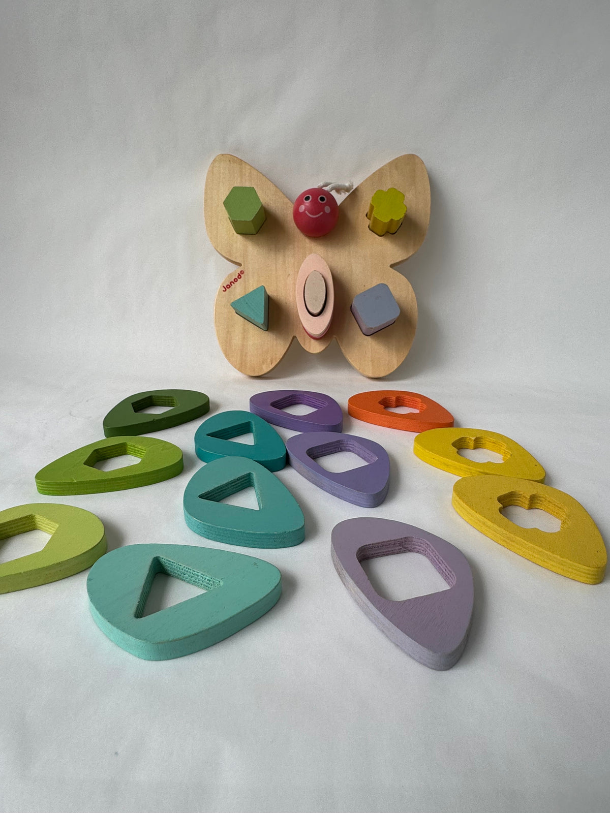Janod Butterfly Shape Peg Puzzle